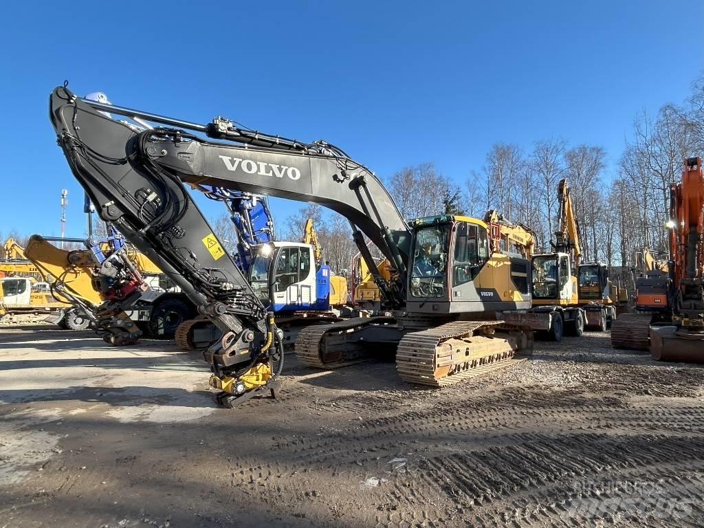 Volvo EC 300 EL Beltegraver