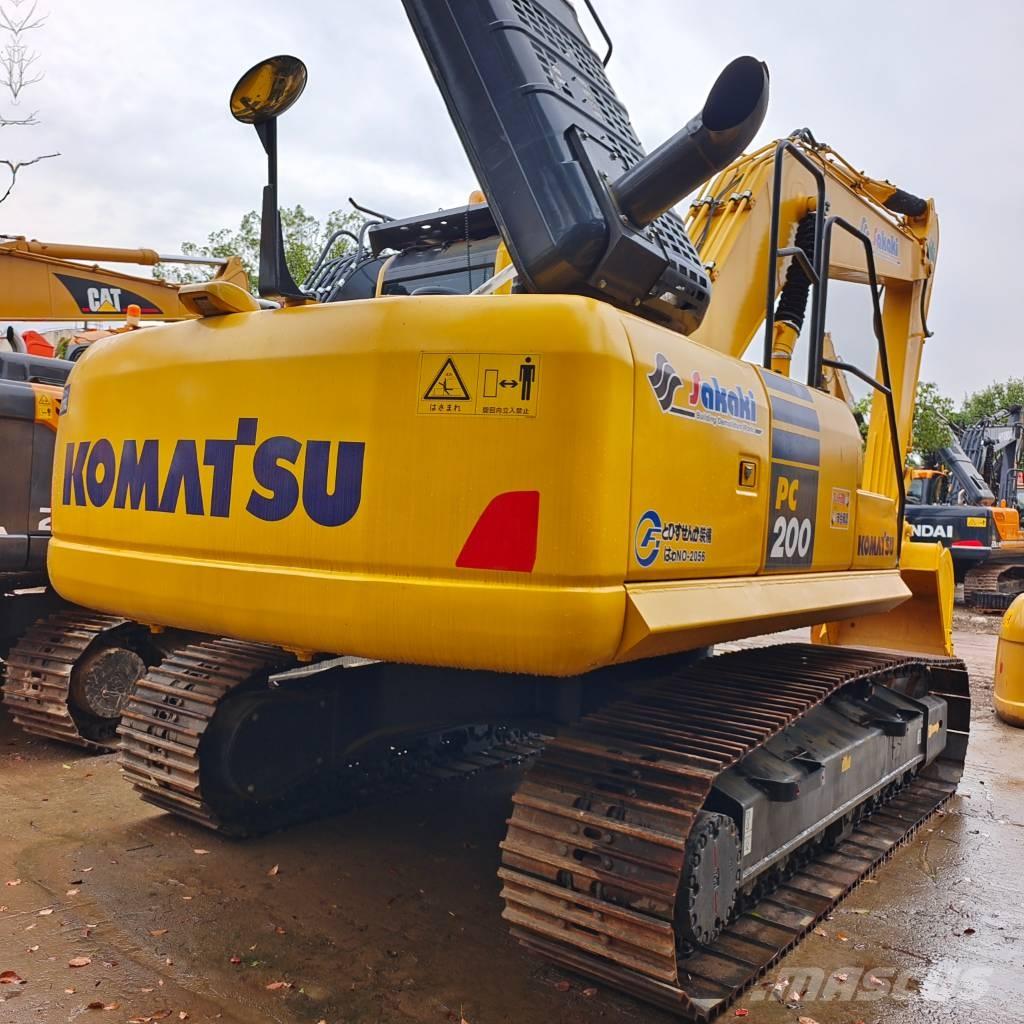 Komatsu PC 200-7 Beltegraver