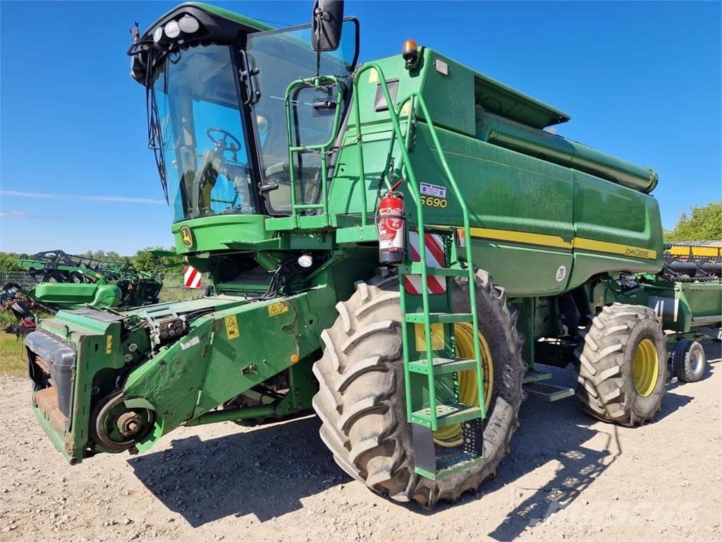 John Deere S690 Skurtreskere