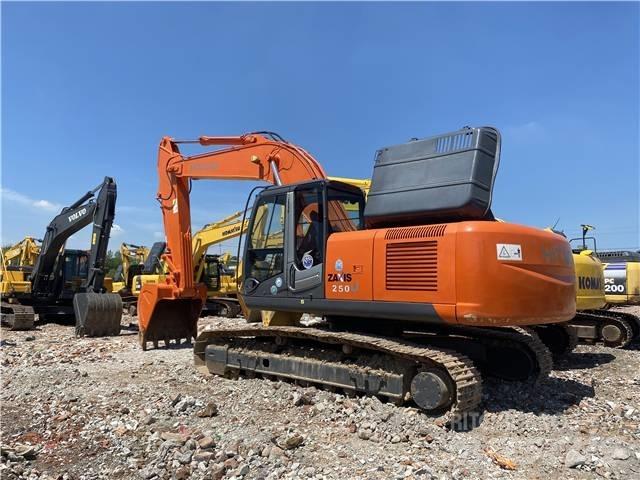 Hitachi ZX 250 Beltegraver