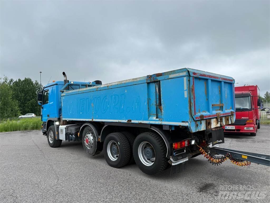 Sisu DK12M 8X4 Tippbil