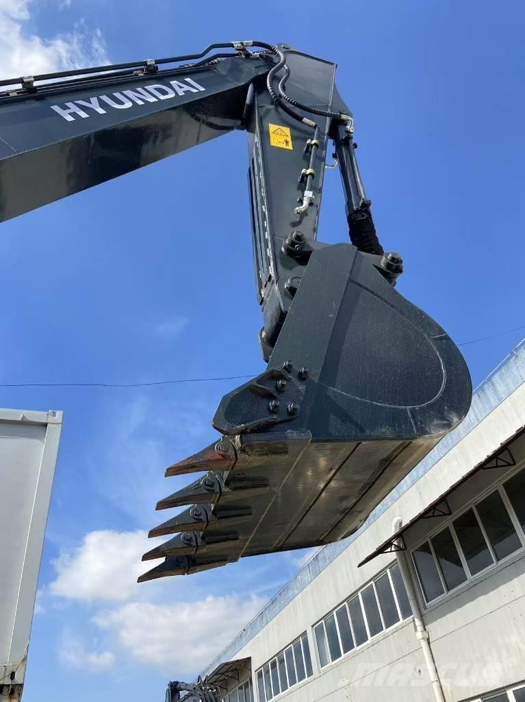 Hyundai R220LC-9S Beltegraver