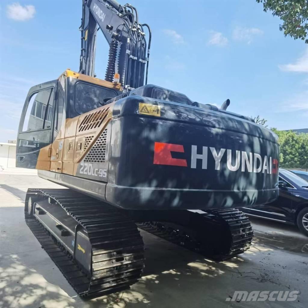 Hyundai R220LC-9S Beltegraver