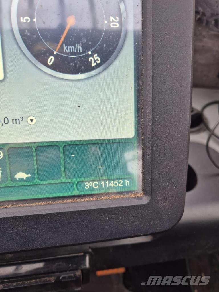 John Deere 1210 G Lassbærere