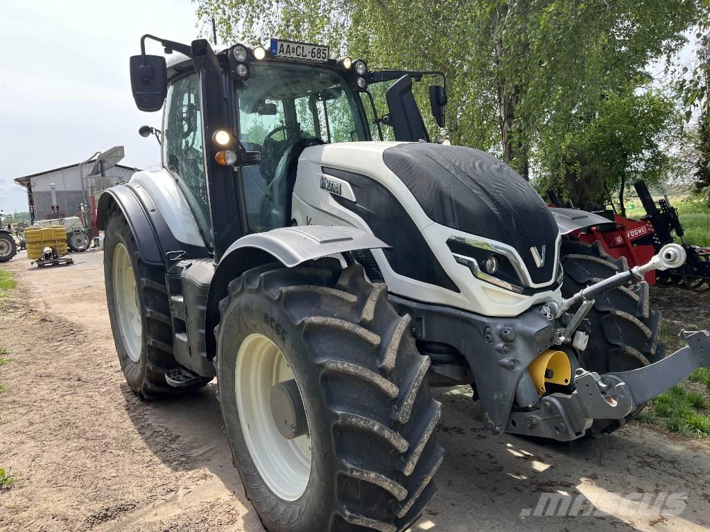 Valtra T 255 Traktorer