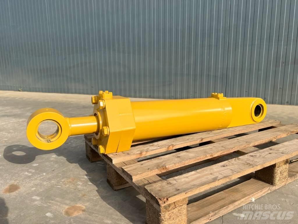 CAT D8 Cylinder Andre komponenter