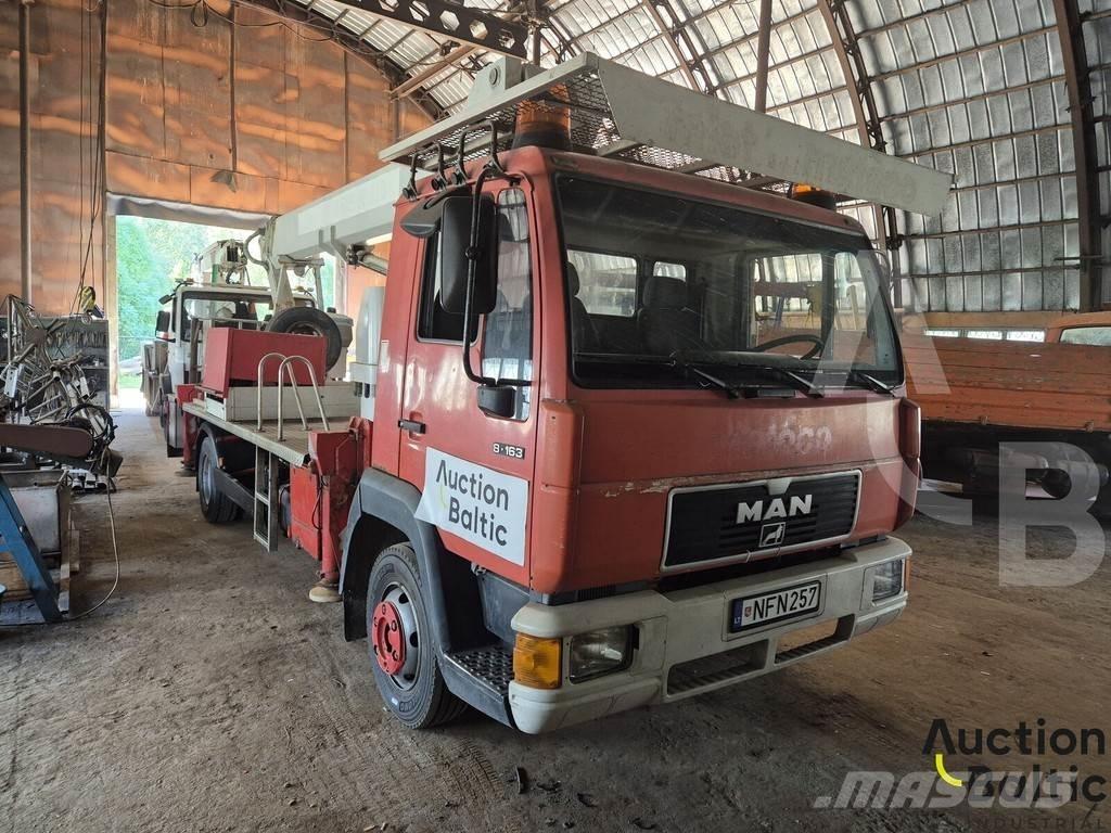 MAN 8.163 Bilmontert lift