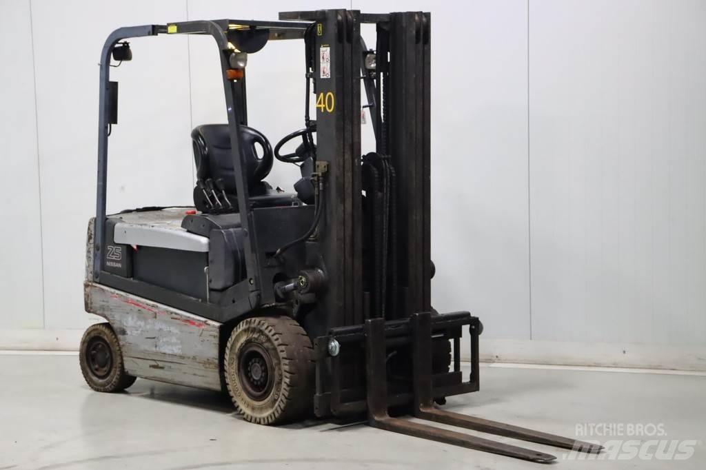 Nissan Q02L25CU Elektriske trucker
