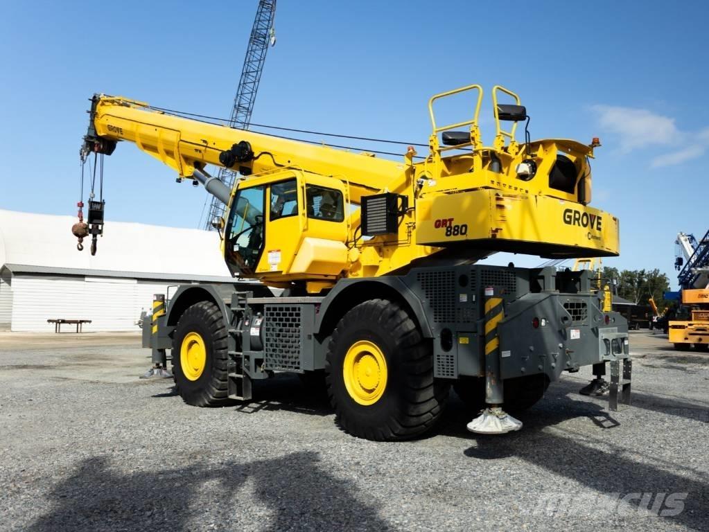 Grove GRT 880 Røff terreng kraner