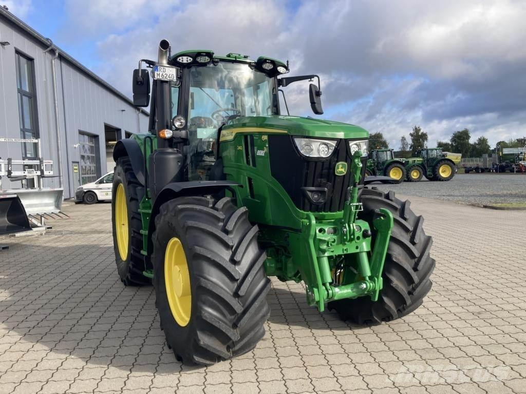 John Deere 6M240 Traktorer