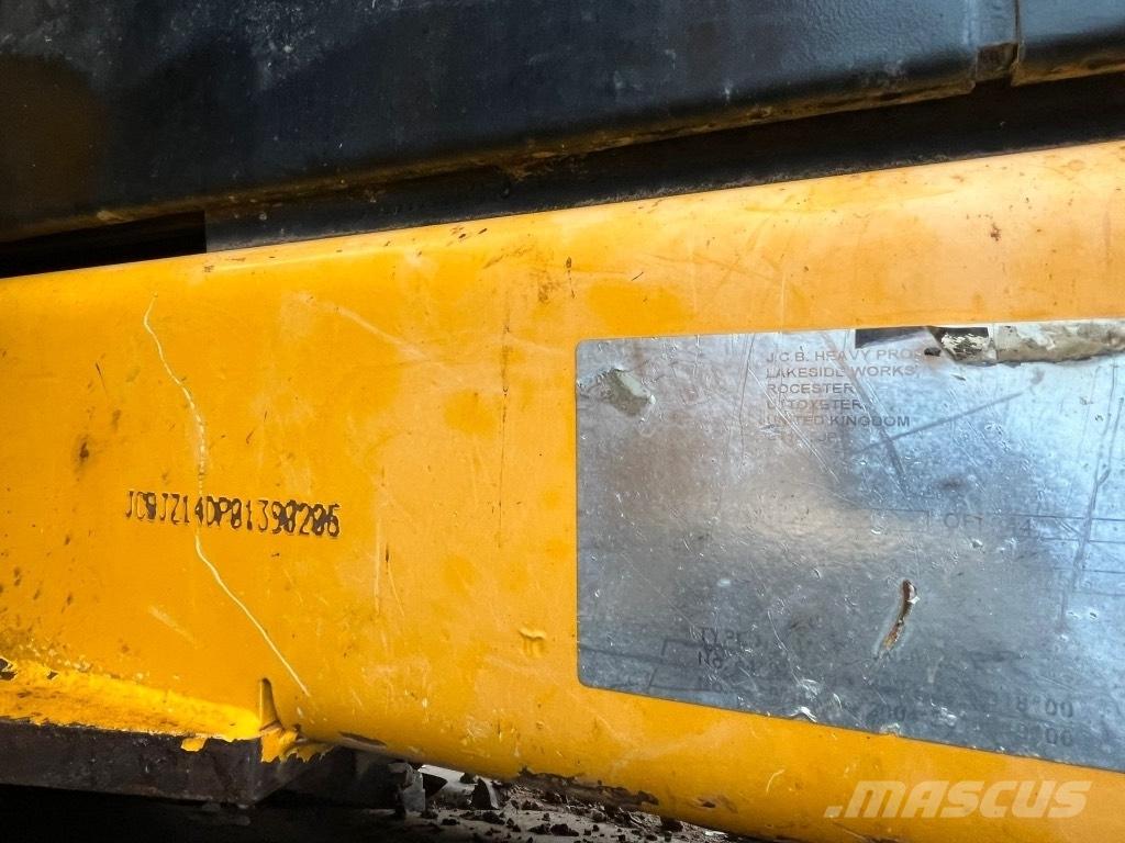 JCB JZ140 with blade Beltegraver