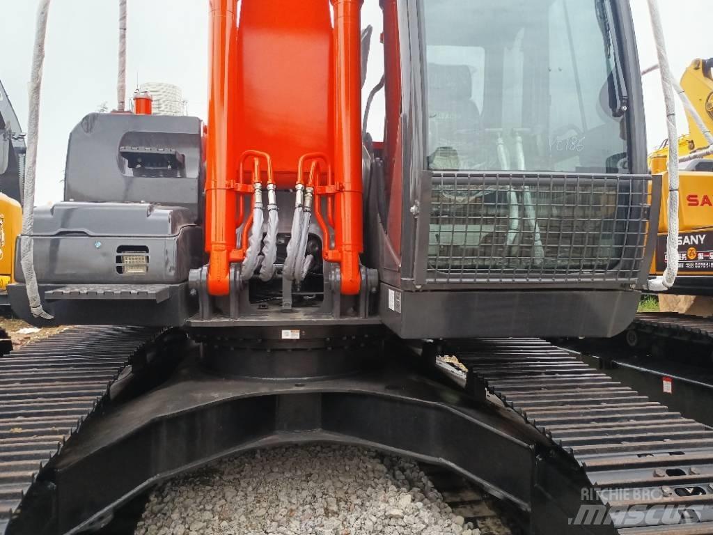 Hitachi ZX 200-3 Beltegraver