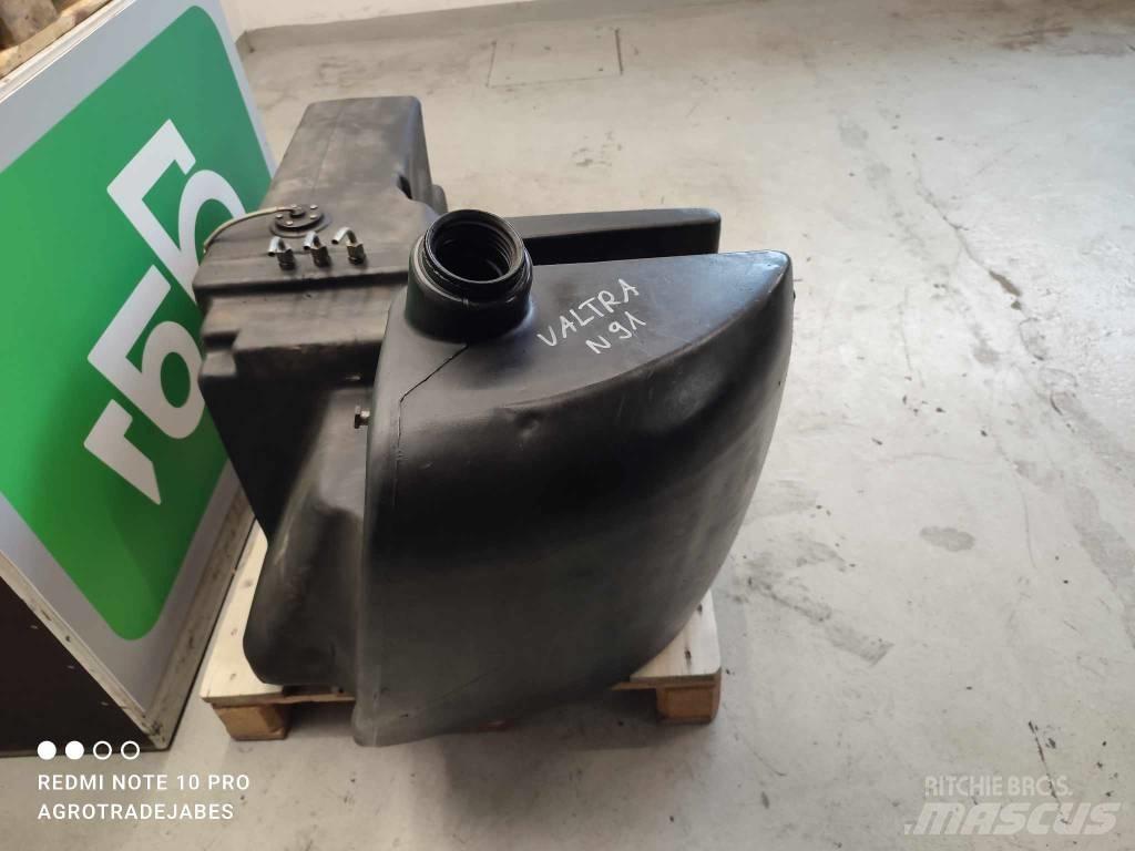 Valtra N91 Fuel Tank Førerhus og Interiør