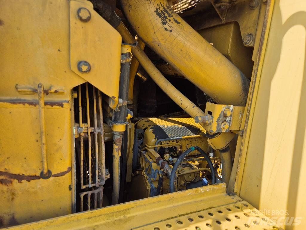 CAT 963B Beltelastere
