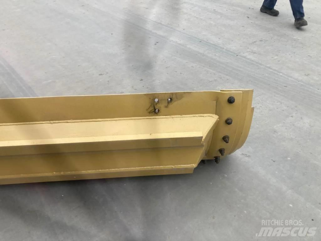CAT 120M2 Moldboard Kniver