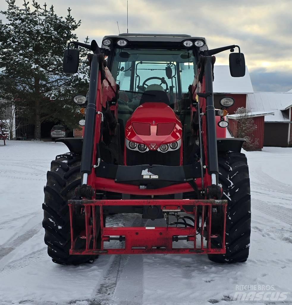 Massey Ferguson 5613 Traktorer