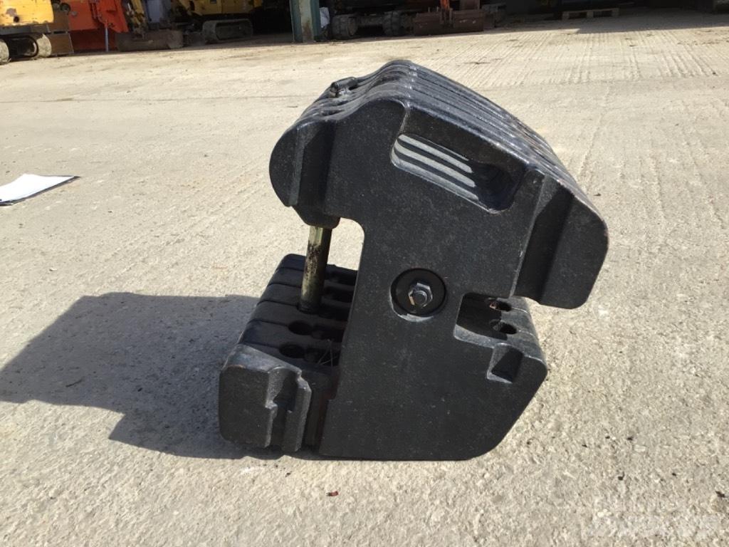 New Holland Weights Front lodd