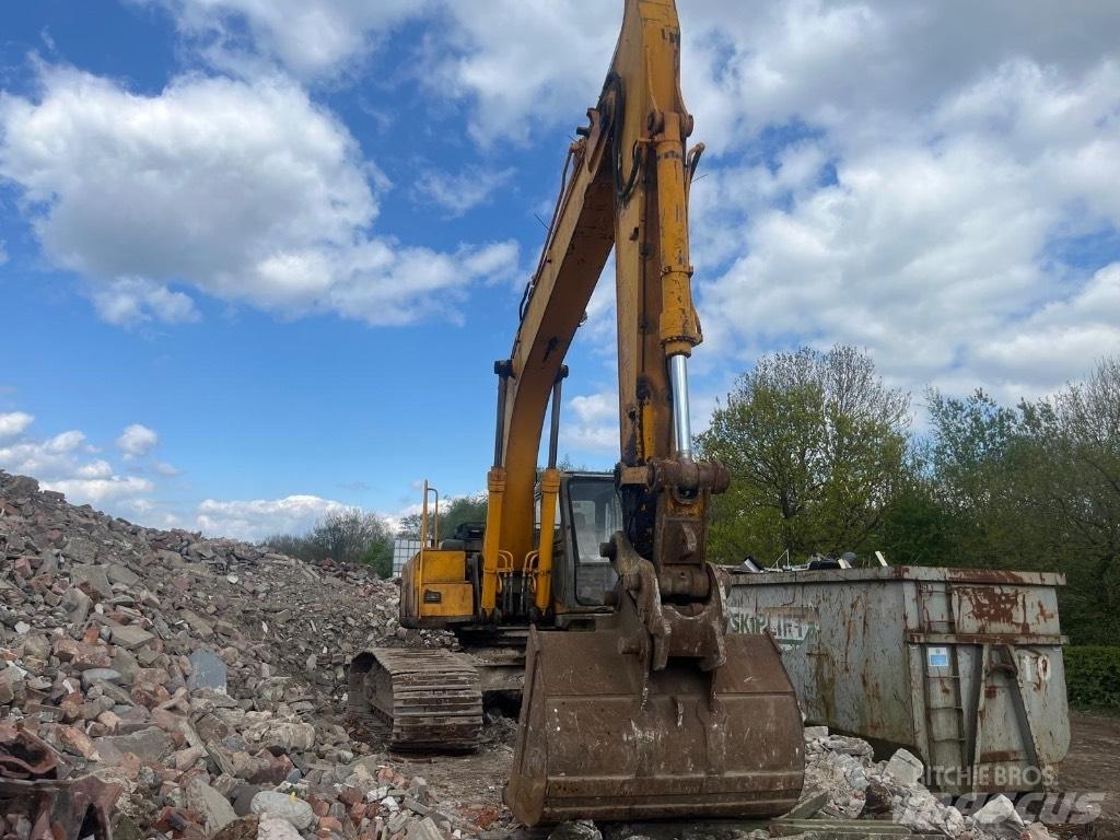 JCB JS 240 LC Beltegraver