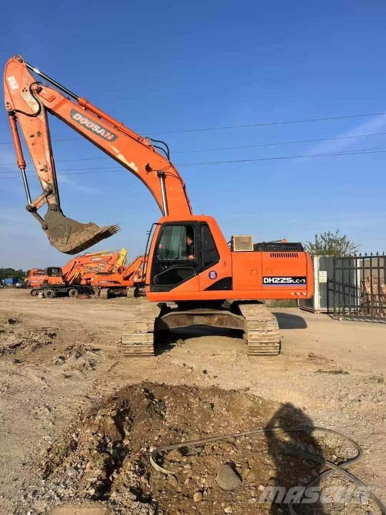 Doosan DH 225 LC-9 Beltegraver