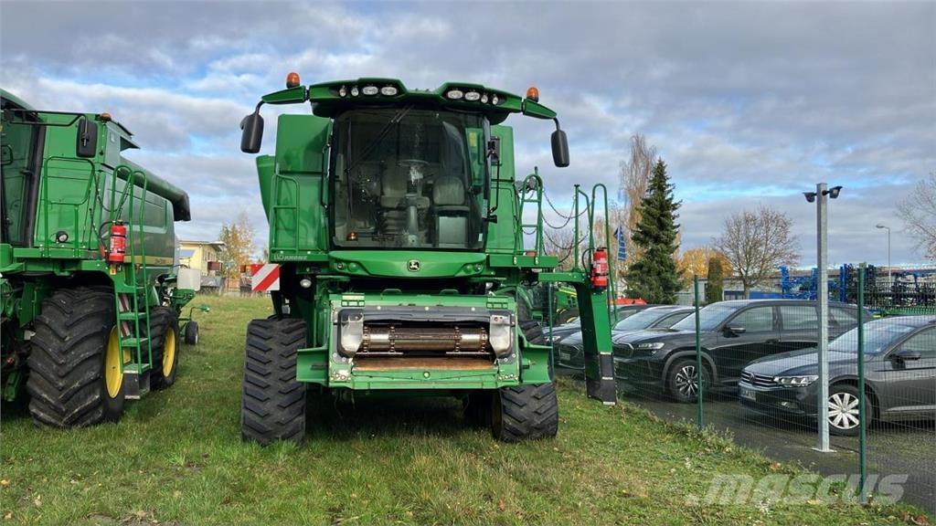 John Deere S680 Skurtreskere