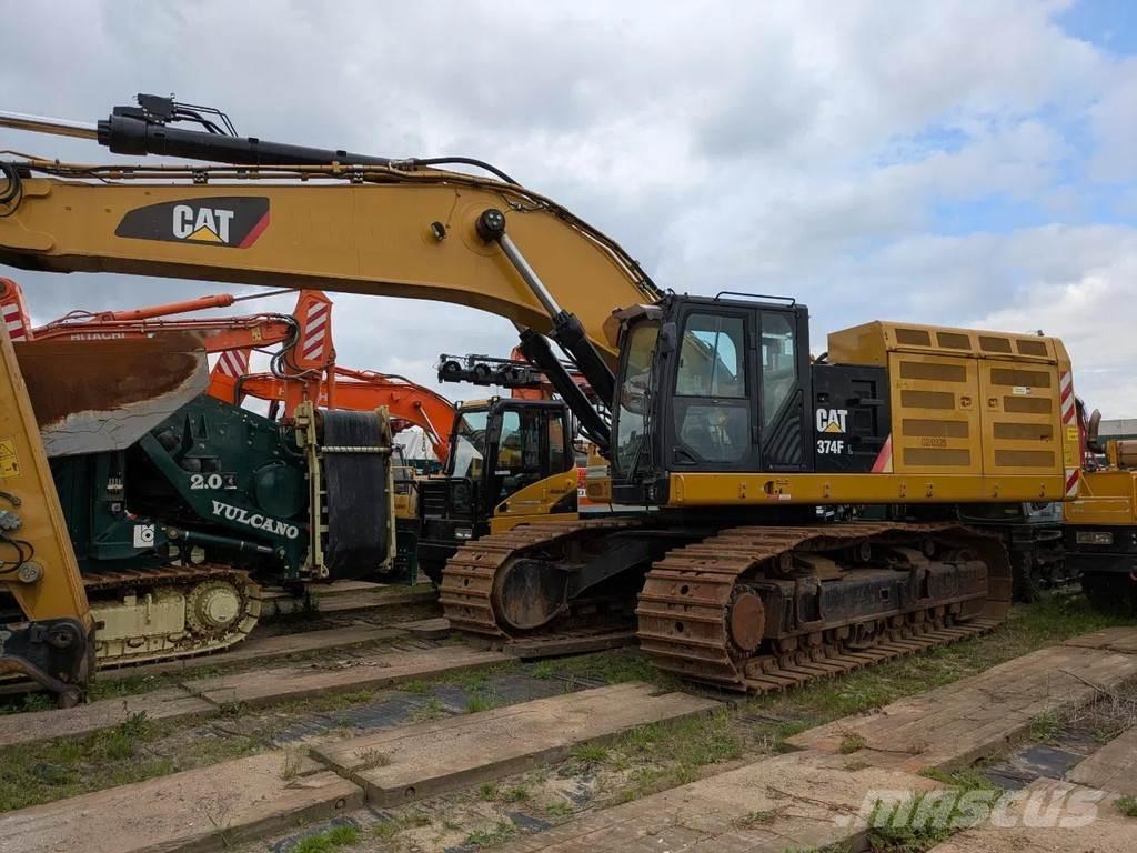 CAT 374F Beltegraver