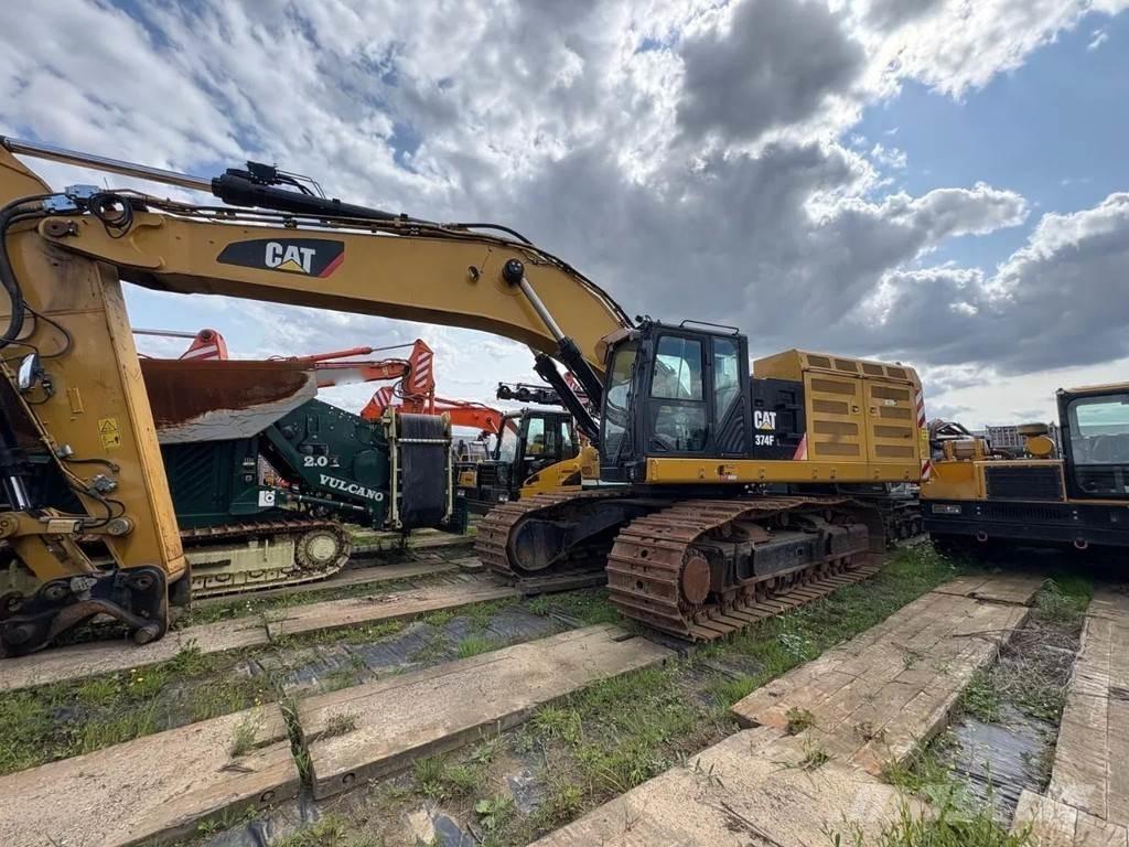 CAT 374F Beltegraver
