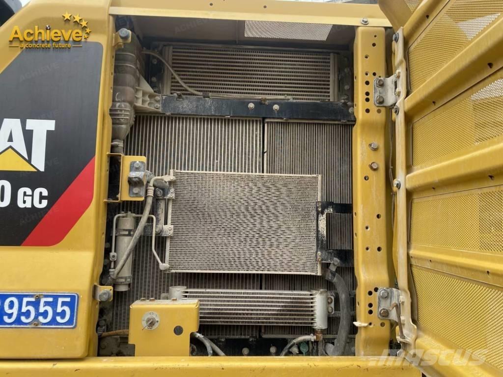 CAT 320GC Beltegraver