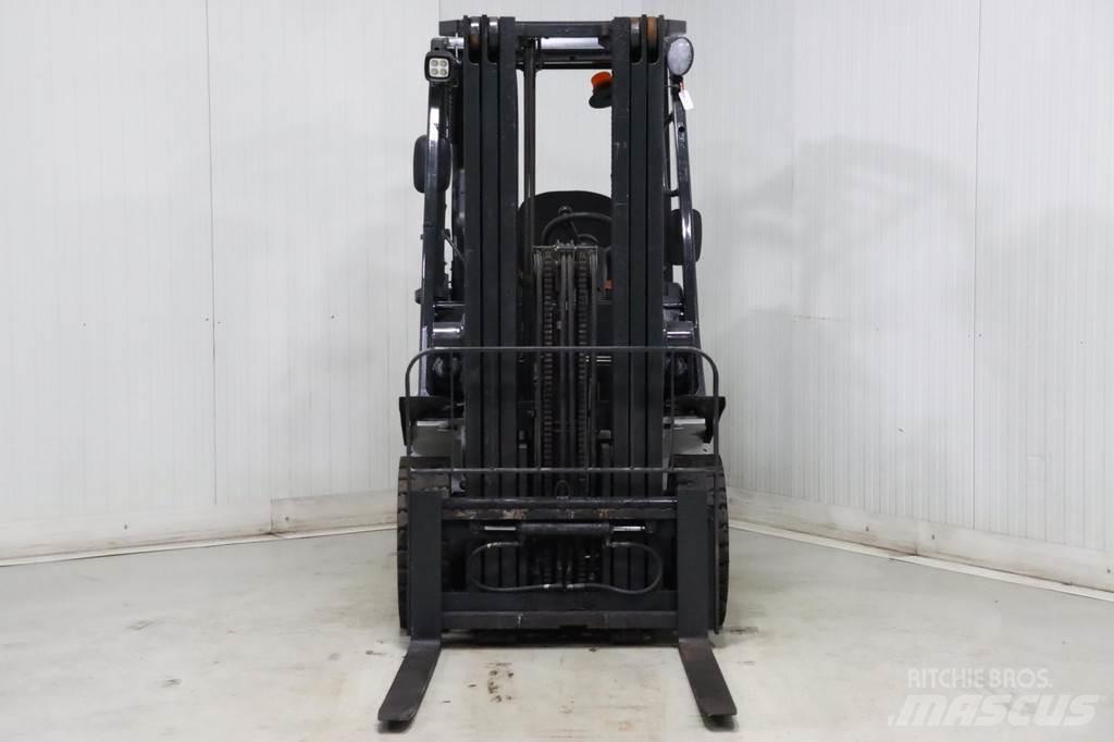 Nissan U1D2A20LQ Propan trucker