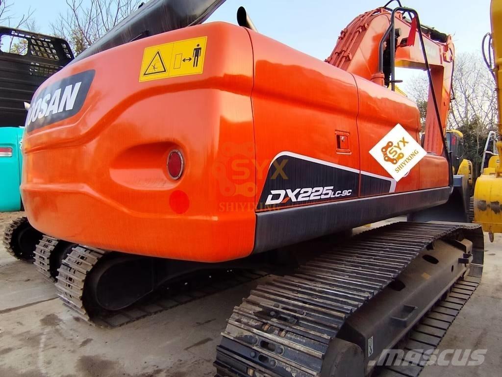 Doosan DX 225 LC Beltegraver