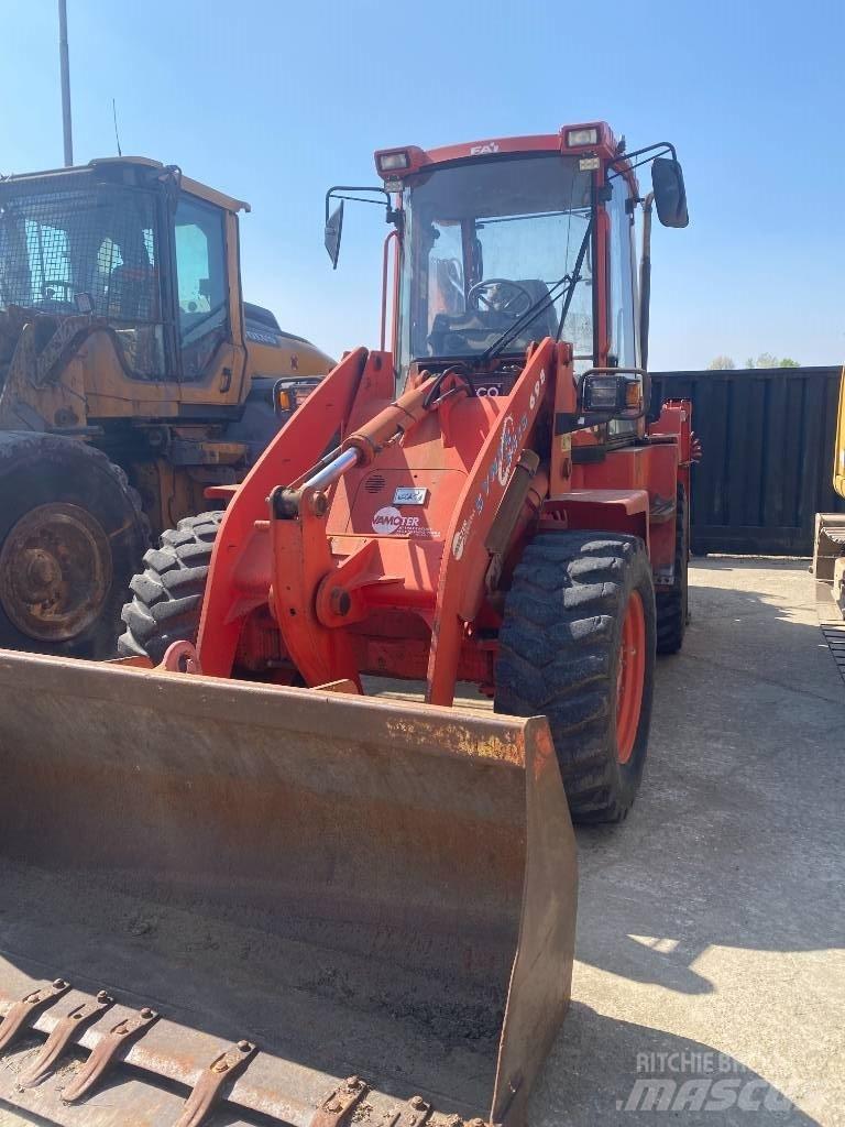 Fai KOMATSU 595s Traktorgravere