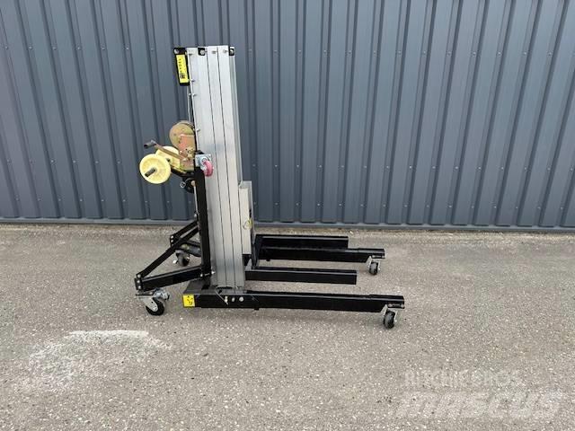 Rees Lift SML3,3 Andre personløftere og plattformer