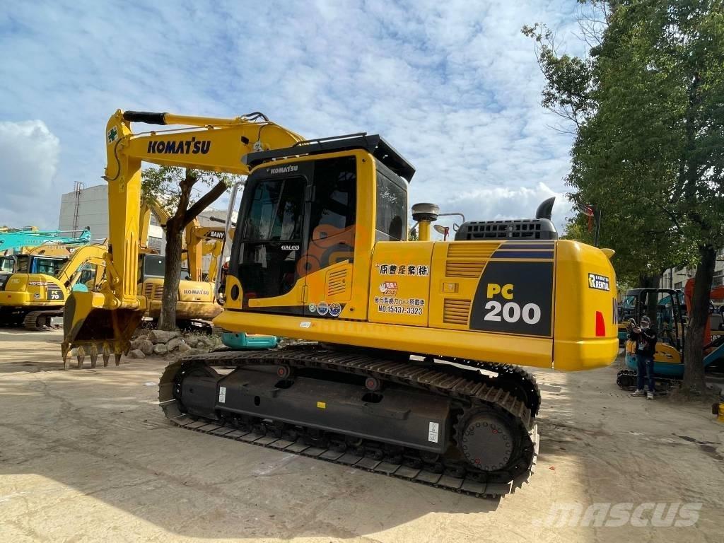 Komatsu PC 200-8 Beltegraver