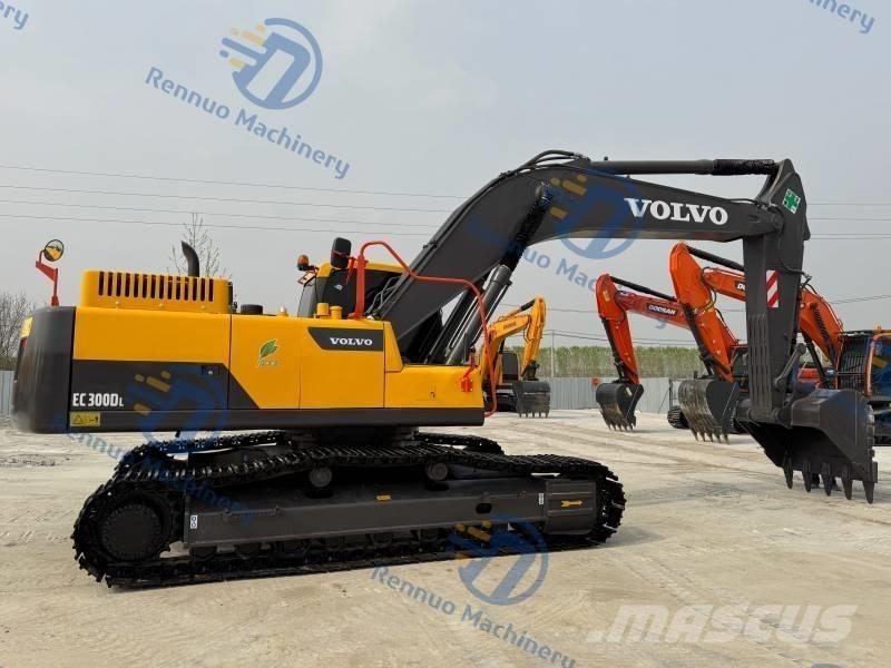 Volvo EC 300 D L Beltegraver