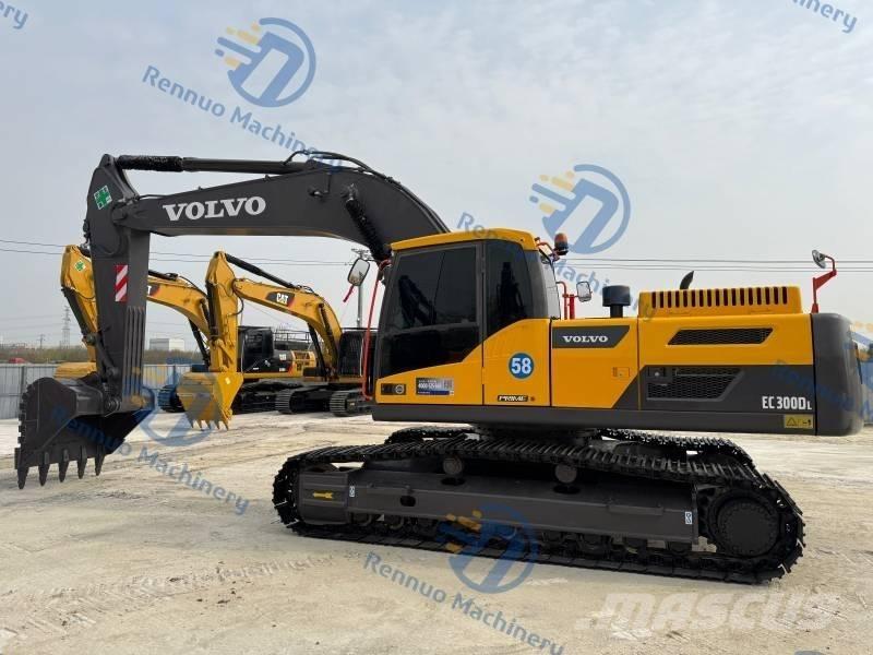Volvo EC 300 D L Beltegraver