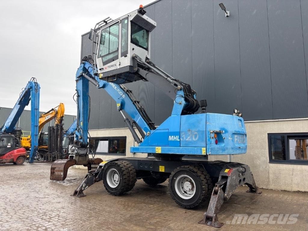 Fuchs MHL 320 D Gravemaskiner for avfallshåndtering