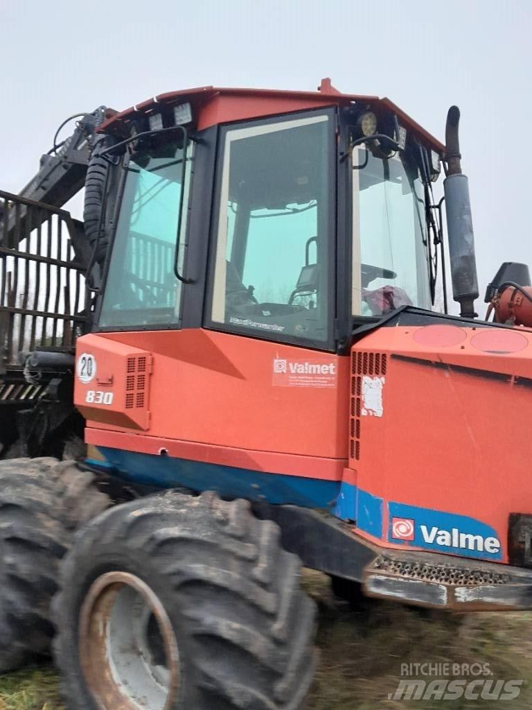 Valmet 830 Lassbærere