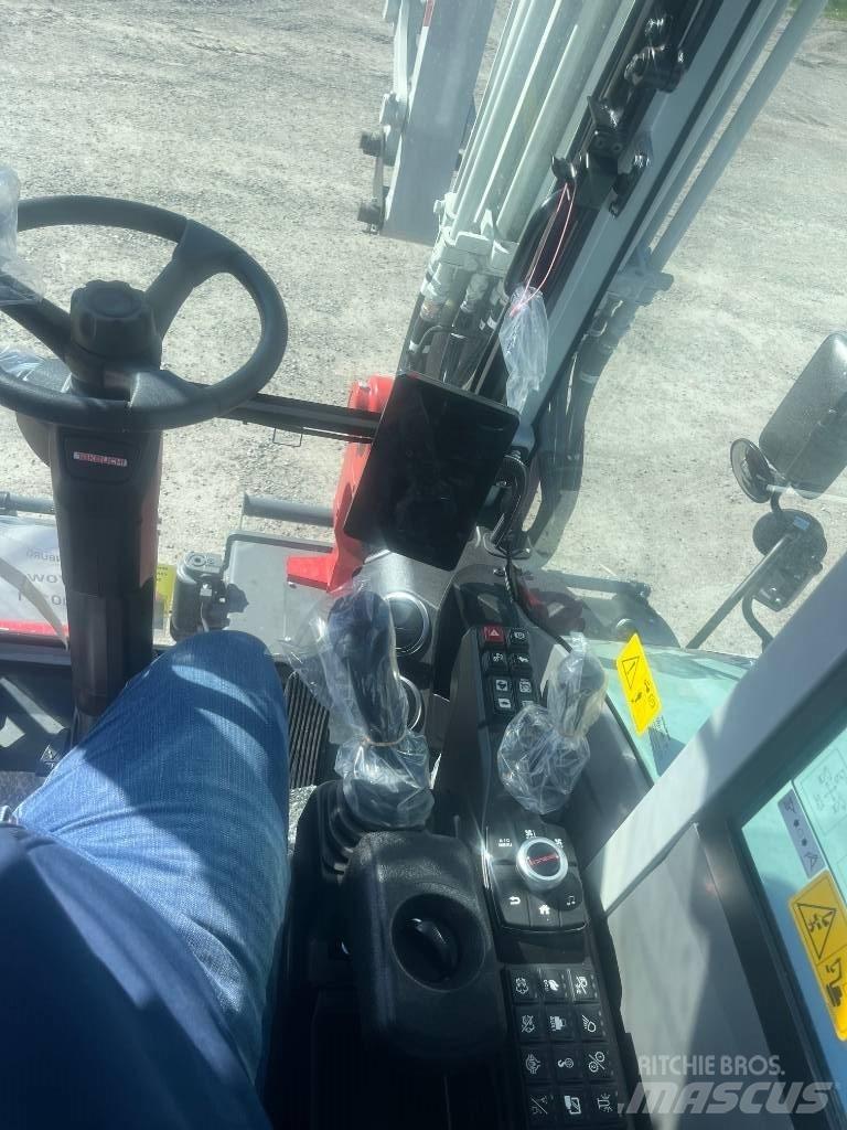 Takeuchi TB 370 W Hjulgravere