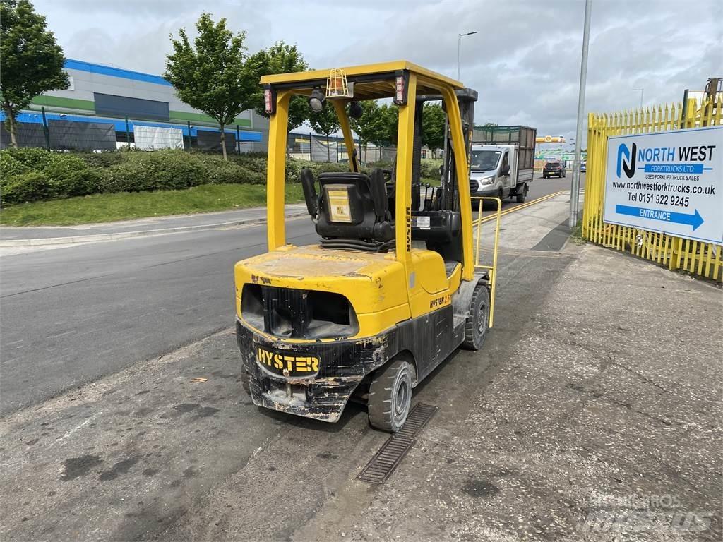 Hyster H2.5CT Diesel Trucker