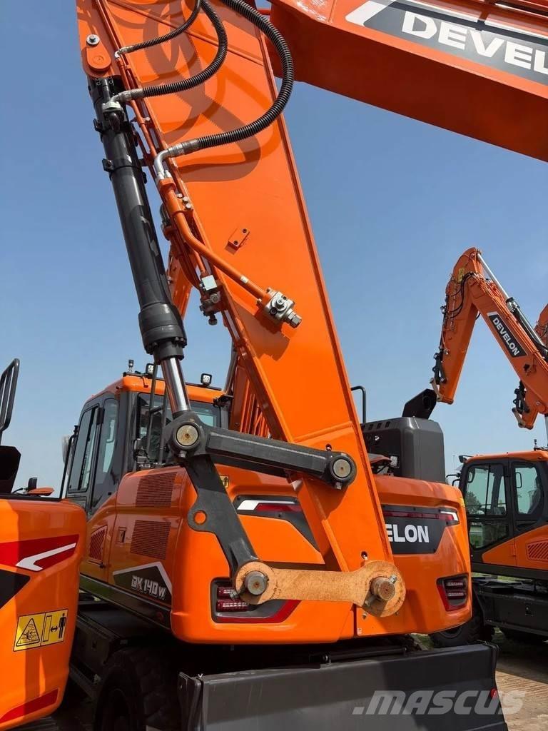 Develon DX255LC-7 Beltegraver