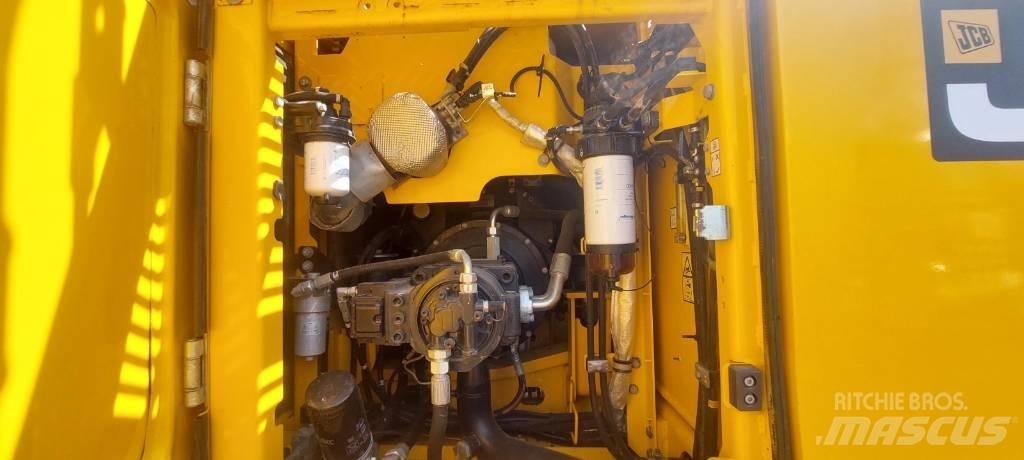 JCB JS 220 X Beltegraver