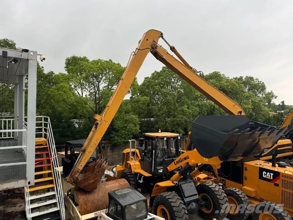 CAT 320 B Amfibiske Gravemaskiner