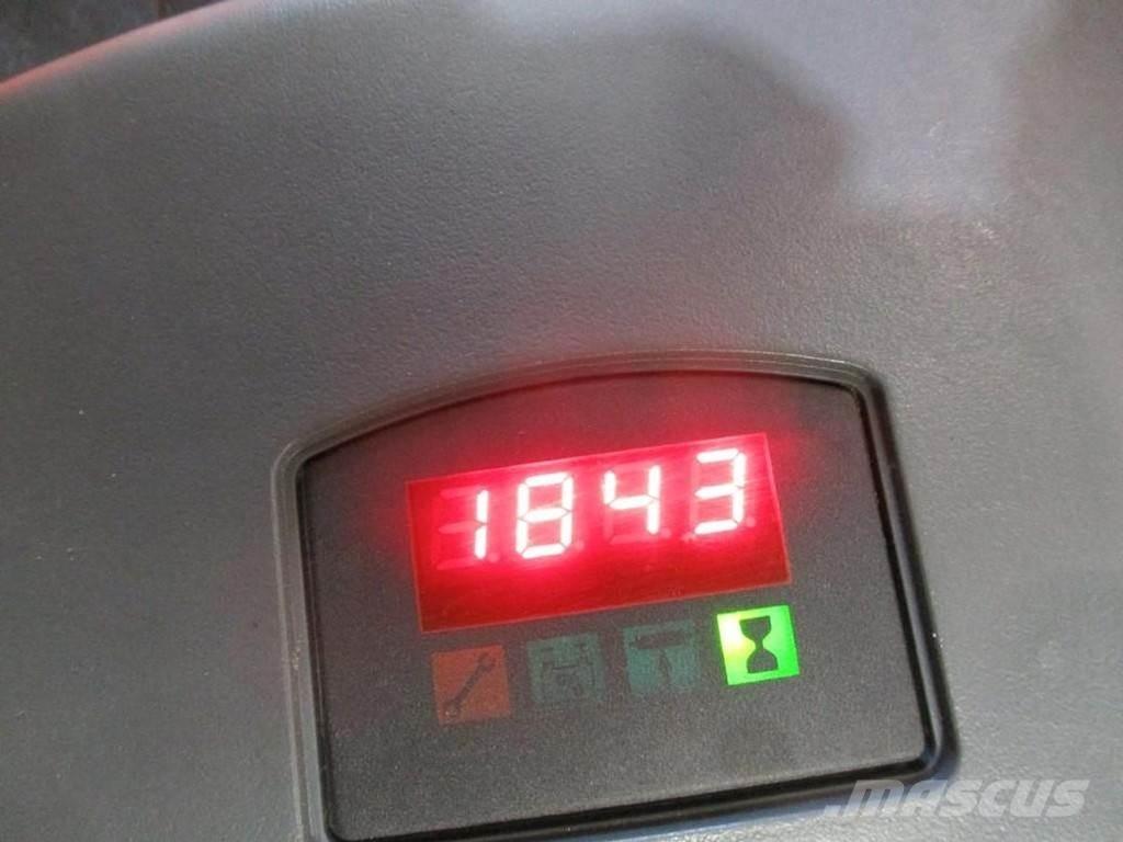 BT SPE120 XRD Lavtløftende truck med platform