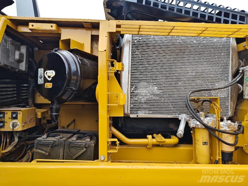 CAT 330 D2 L Beltegraver