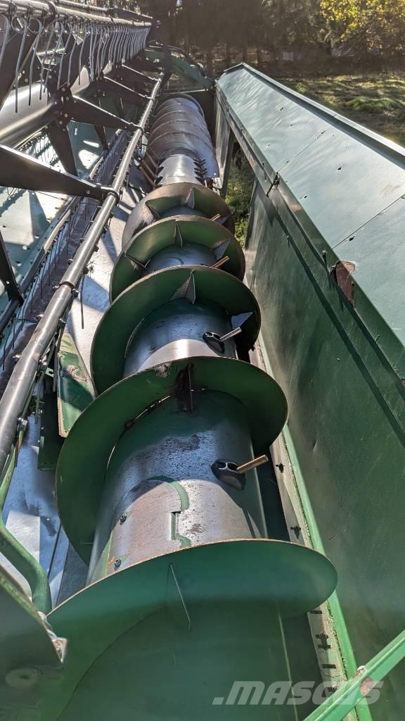 John Deere S 670 i Skurtreskere