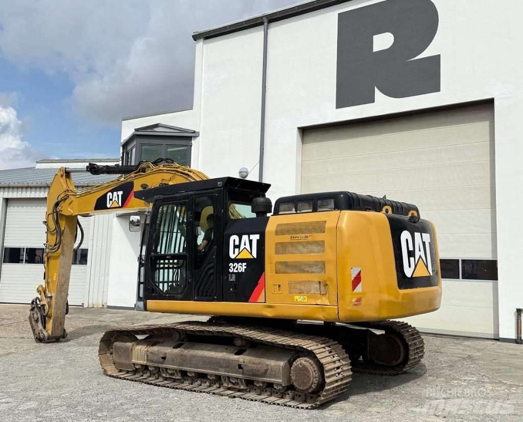 CAT 326F LN Beltegraver