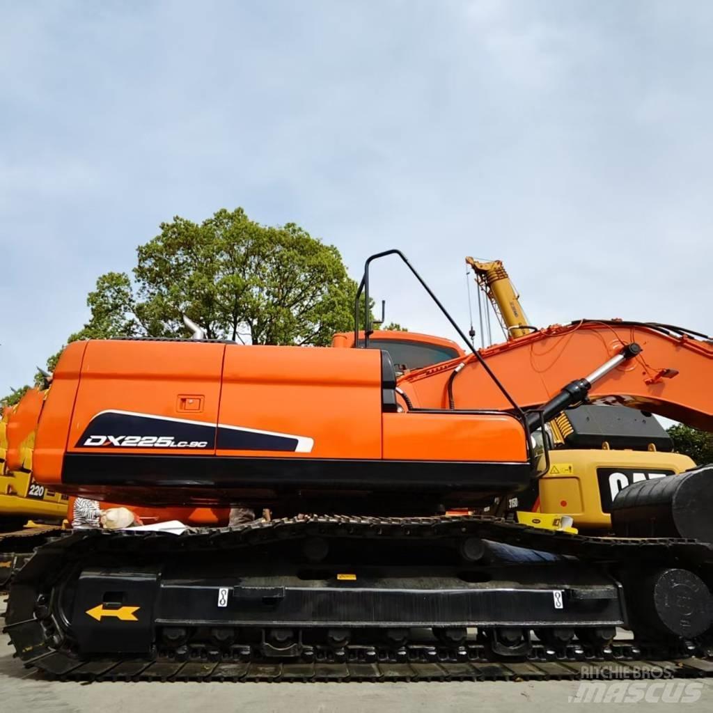 Doosan DX 225 LC Beltegraver