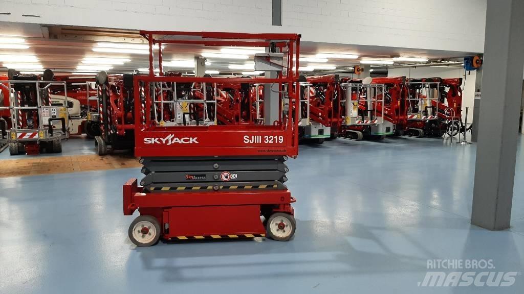 SkyJack SJIII 3219 Sakselifter