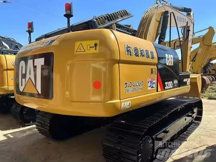 CAT CAT320D2 Midigravere 7 - 12t