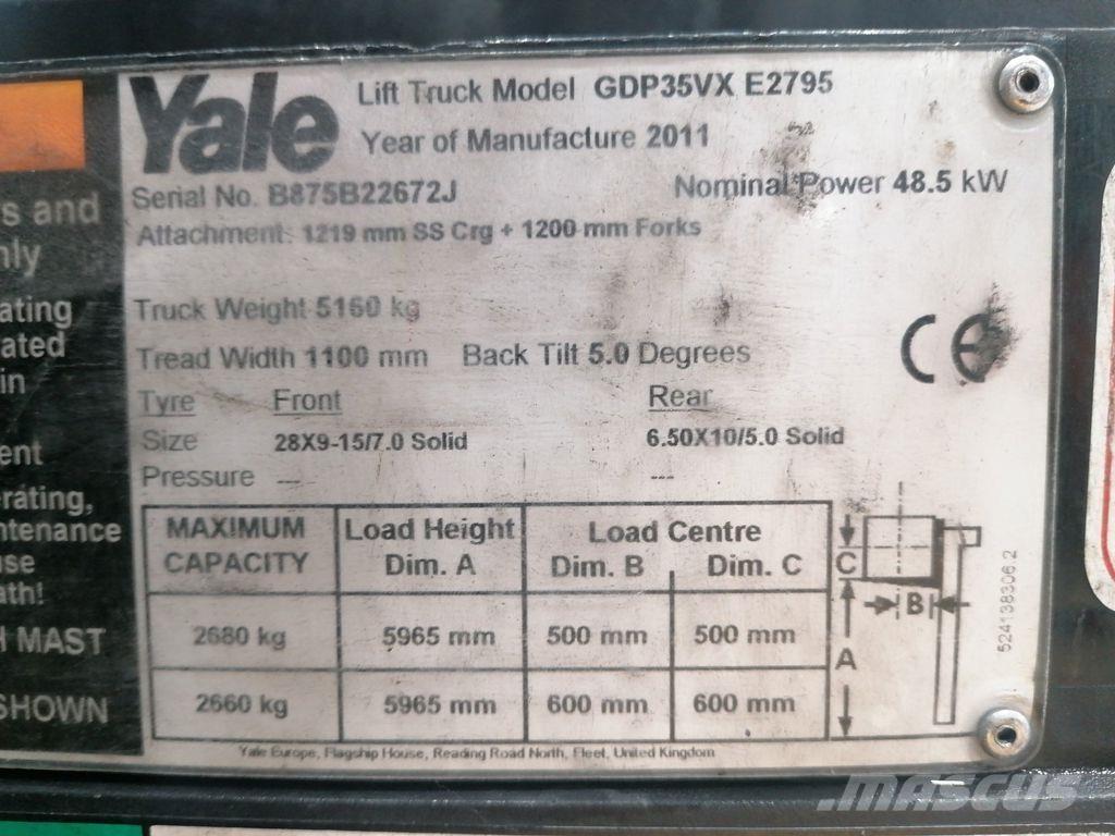 Yale GDP35VX Diesel Trucker