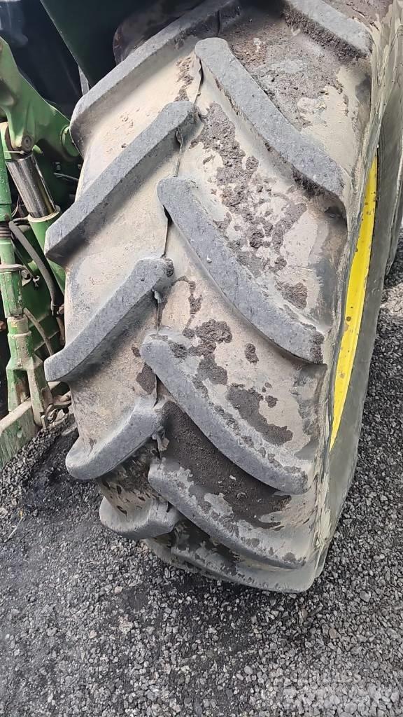 John Deere 6910 Traktorer
